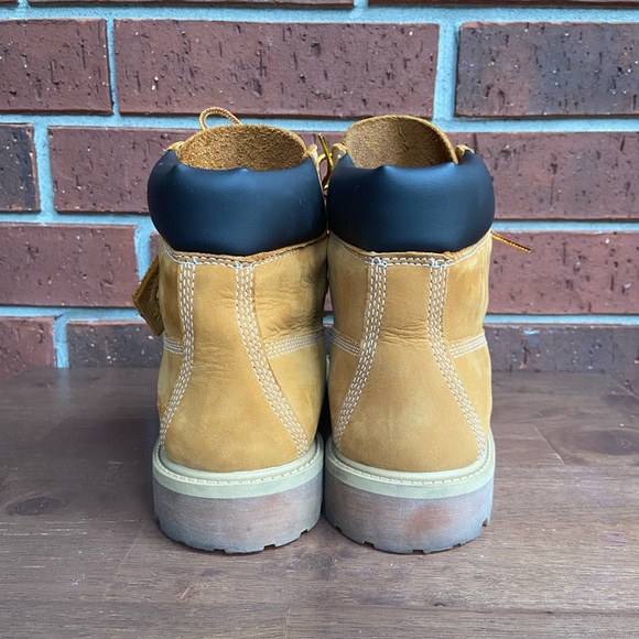 Timberland Boots - Picture 4 of 13